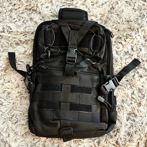 Military/Bike Sling Chest Backpack Large Capacity Daypack Chest Pack Bag NWOT